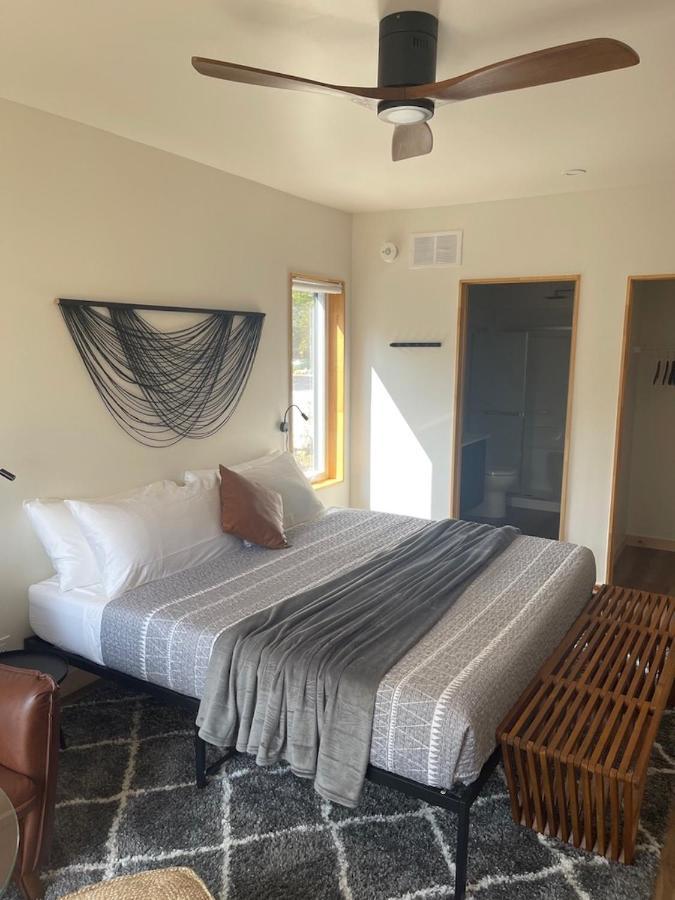 Stone Cove Waterfront Adults Only B&B Tobermory Exteriör bild