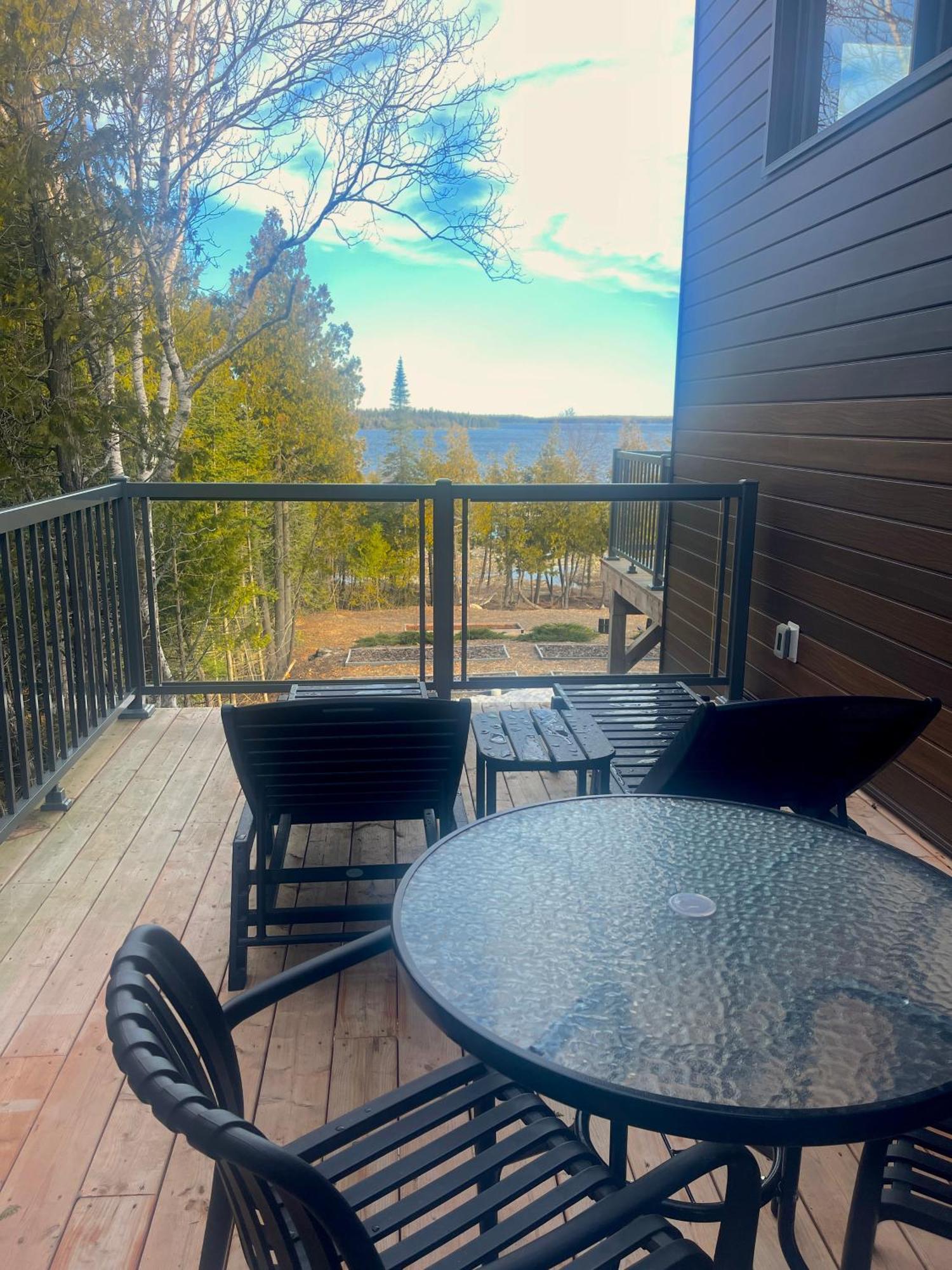 Stone Cove Waterfront Adults Only B&B Tobermory Exteriör bild